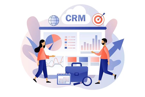 مزایا و معایب انواع نرم افزار CRM